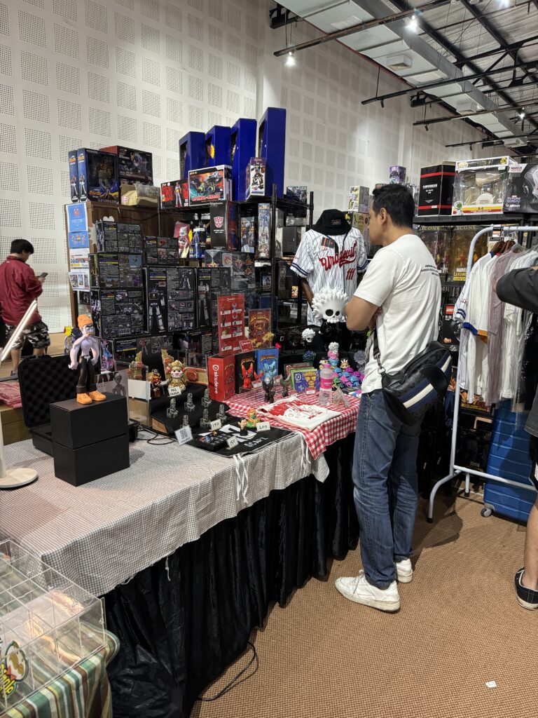 boothwide-jakarta-designer-toys-fair